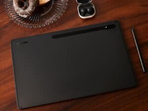 samsung tab s8 - best tablet for zoom meetings