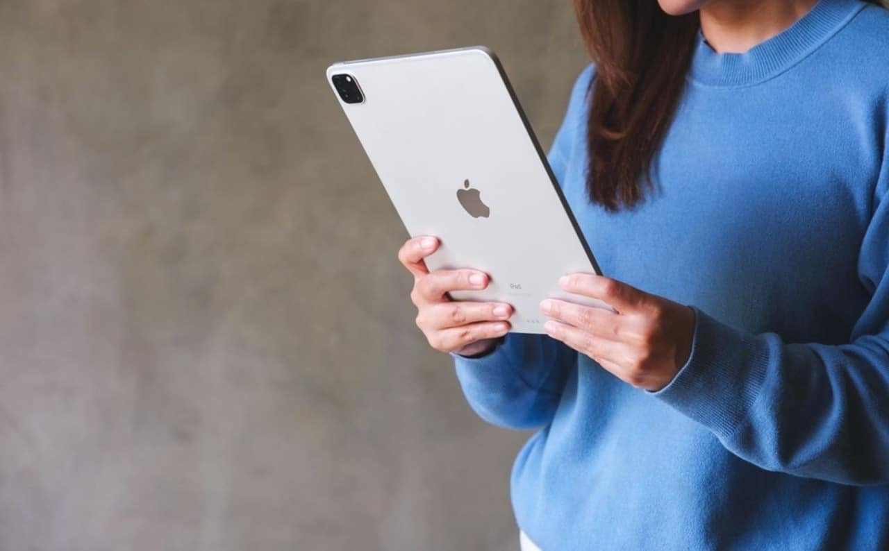 using an iPad while walking