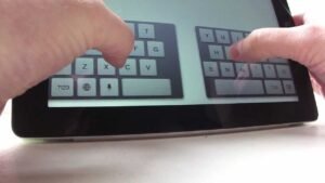 split keyboard in ipad