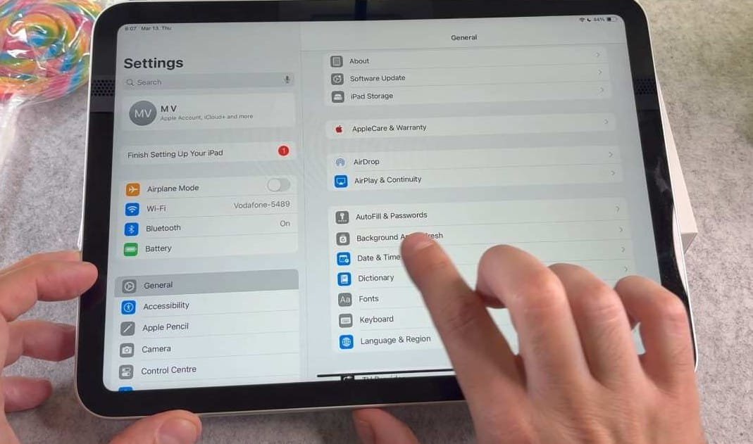 change the date and time on your iPad