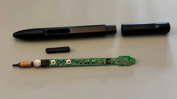 components of an emr stylus