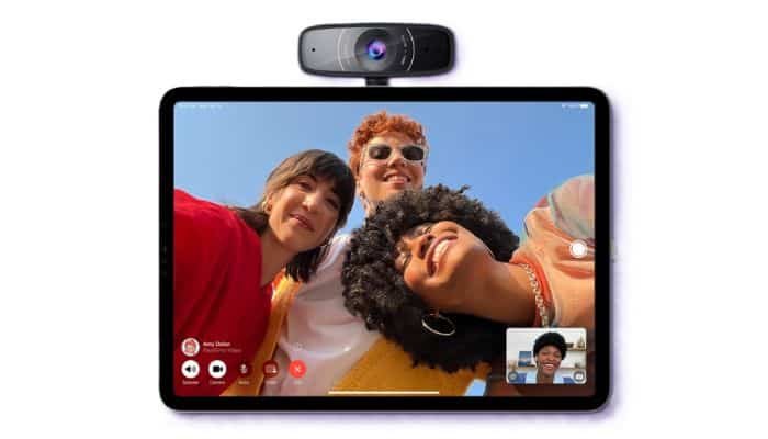 connect an external webcam to an iPad
